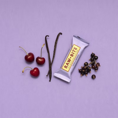 RawBite Vanilla Berries Organic Bar 50g – biologische fruit-notenreep met vanille en bessen