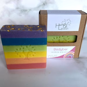 Handgemaakte Bodybar Rainbow Party 120 g van Hoofdenlijfzaken