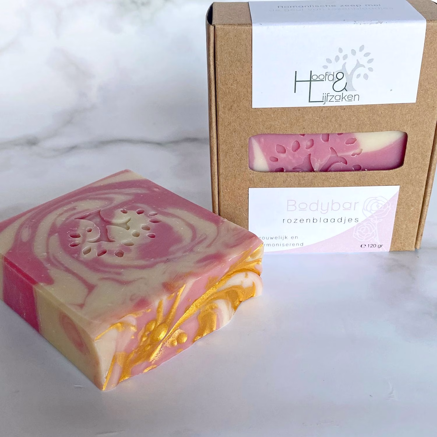 Handgemaakte Bodybar Rozenblaadjes 120 g van Hoofdenlijfzaken